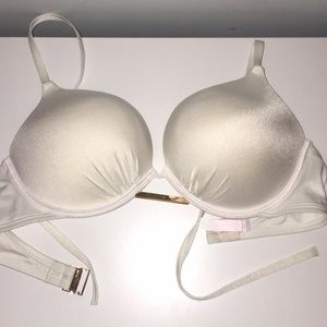 Victoria’s Secret Swim white bombshell top